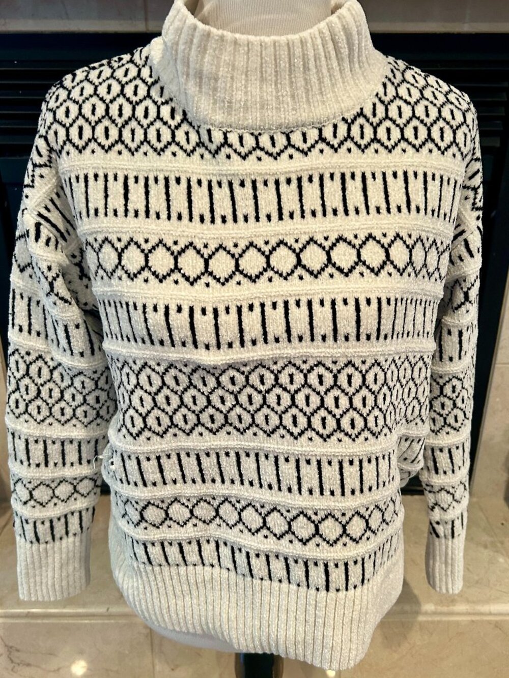 Rachel Zoe Monochrome Nordic Sweater. L